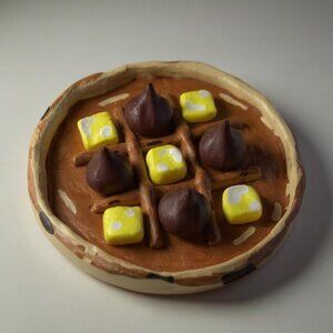 pancake lovers tic- tac- toe board